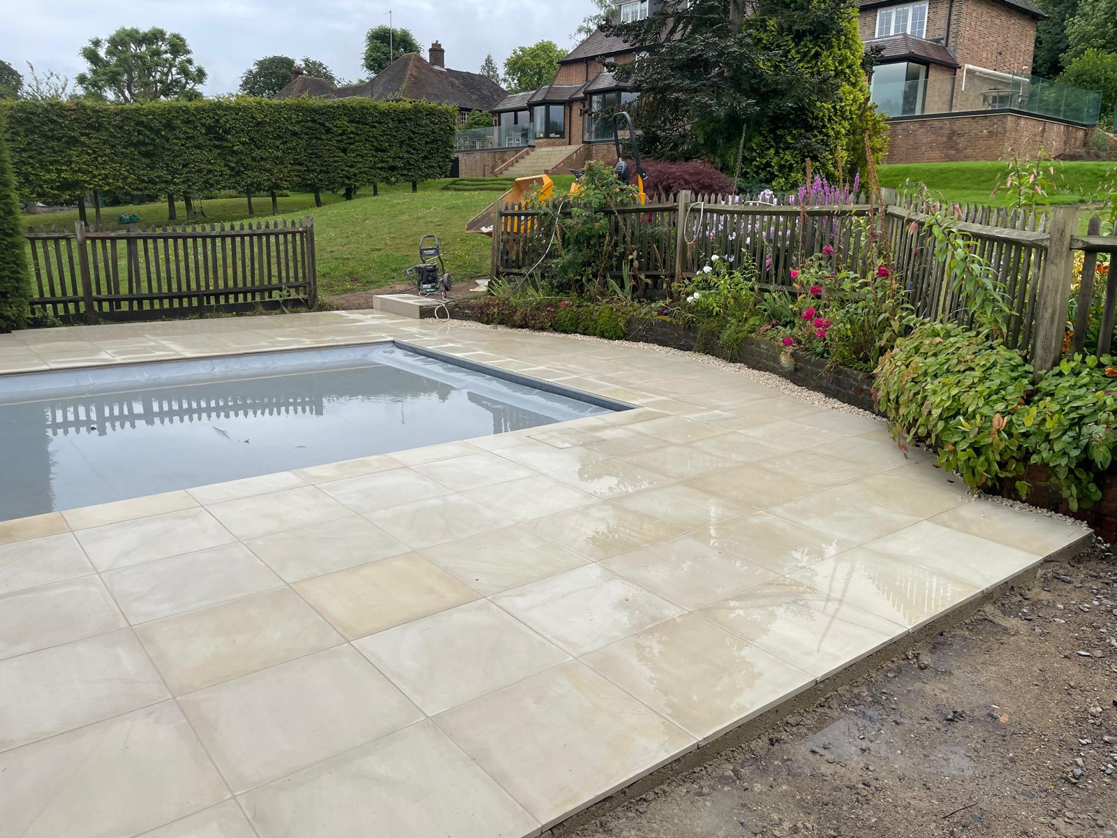 Natural stone pool surround – view 4